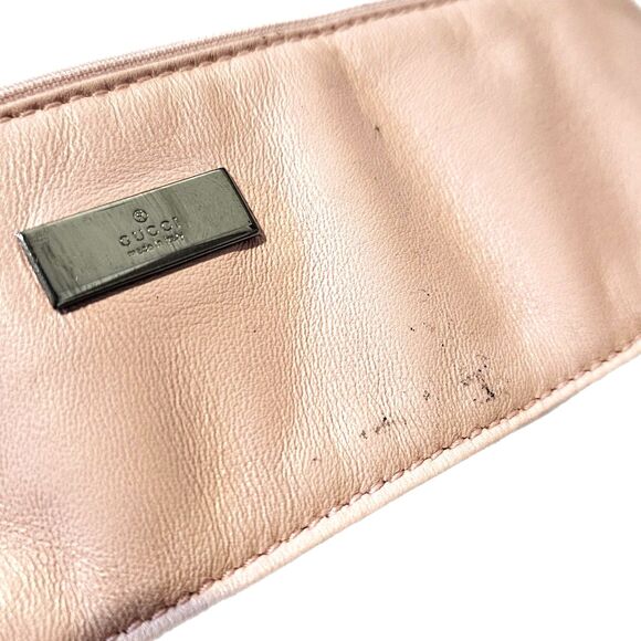 Gucci >RARE< Soft Pink Leather Wraparound Zip Wrist Wallet Cuff w/ COA, Vintage - Picture 5 of 10